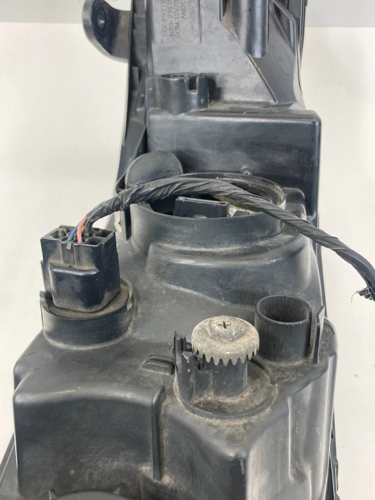 10-13 KIA FORTE FRONT RIGHT PASSENGER SIDE HEADLIGHT HEADLAMP LAMP 92102-1MXXX