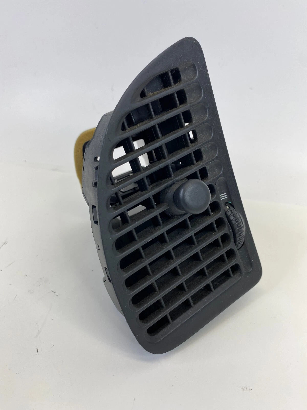 03 04 SAAB 9-3 FRONT LEFT DASH AC HEATER AIR VENT GRILLE OUTER OUTLET 12786859