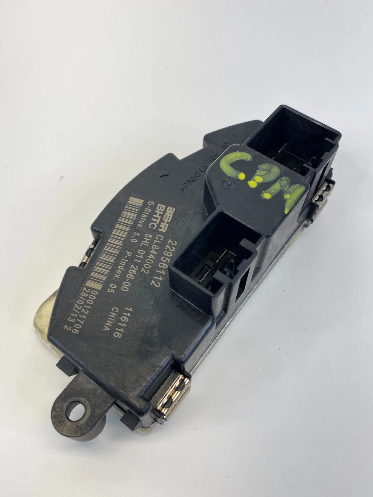 2013-2017 CHEVY TRAVERSE HVAC HEATER BLOWER MOTOR RESISTOR MODULE 22958112