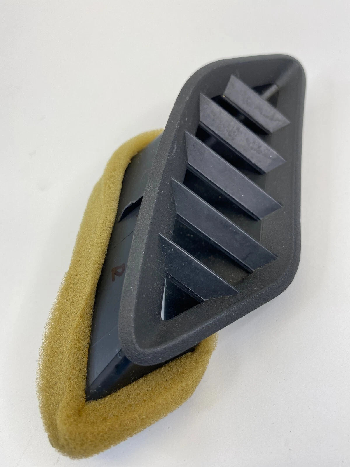 2008-2013 NISSAN ROGUE FRONT RIGHT PASSENGER SIDE DASH AIR VENT DEFROSTER GRILLE
