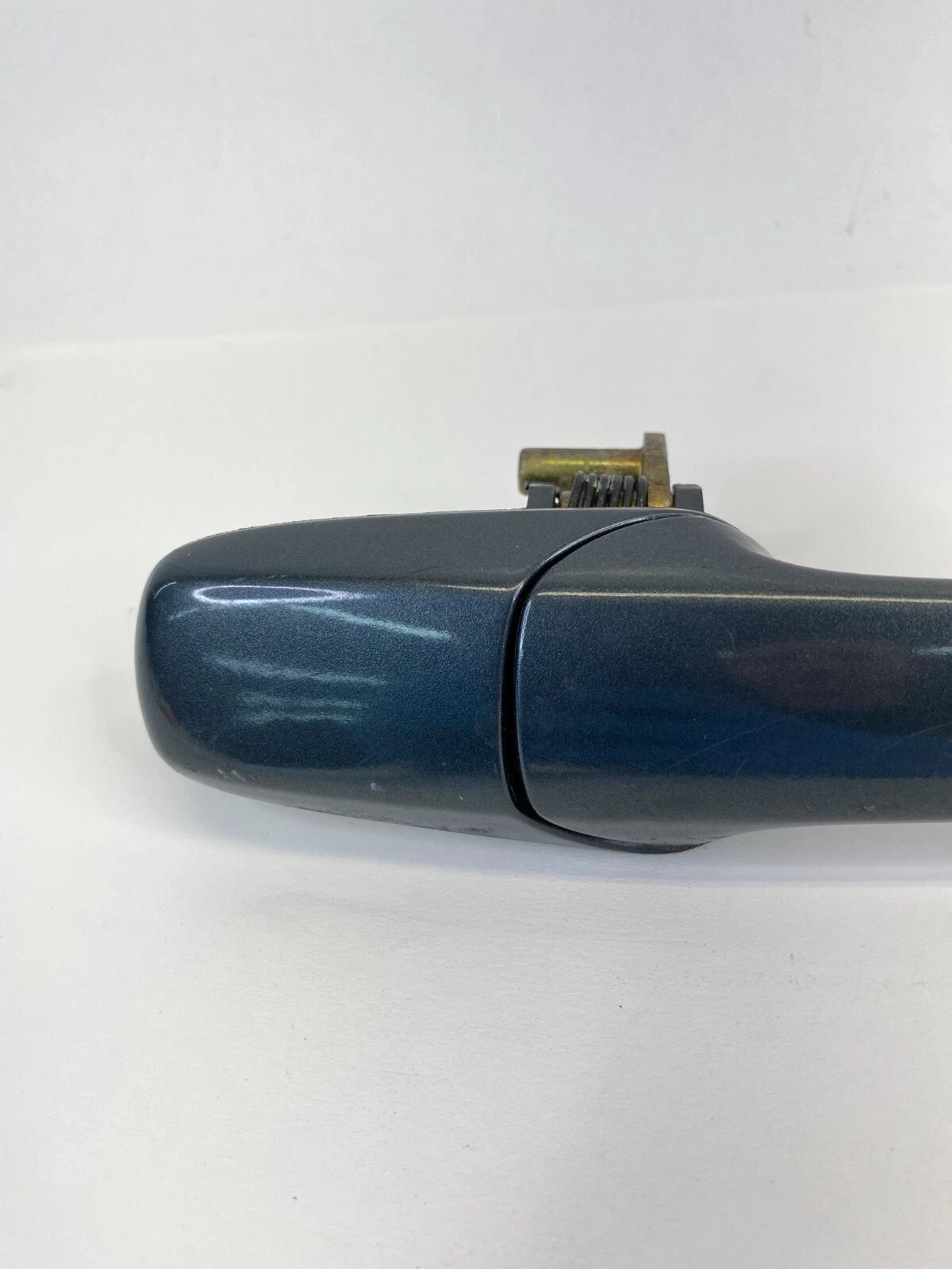 2003-2005 MAZDA6 MAZDA 6 REAR RIGHT SIDE EXTERIOR DOOR HANDLE ASSEMBLY RR RH OEM