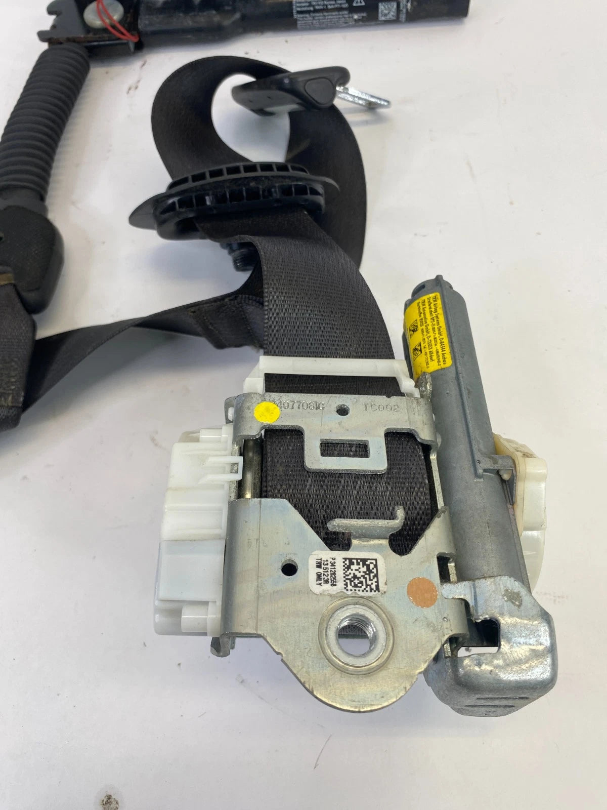 2013-2015 FORD EXPLORER FRONT LEFT SIDE SEAT BELT RETRACTOR DB53-78612D35AD OEM