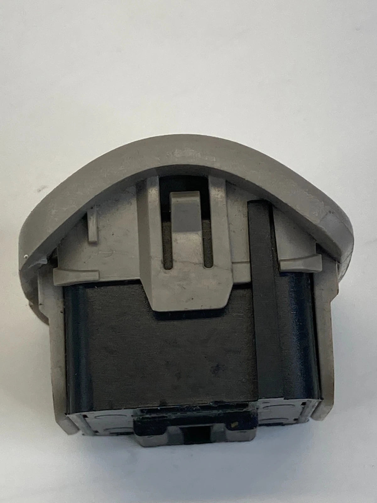 2011-2016 TOWN & COUNTRY REAR RIGHT POWER SLIDING DOOR SWITCH 1ES32BD1AB OEM