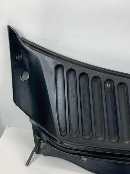 1999-2001 FORD F-250 F250 SUPER DUTY WINDSHIELD RIGHT PASSENGER WIPER COWL OEM