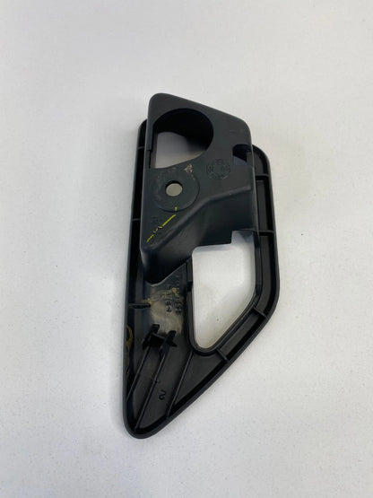 2009 2010 DODGE JOURNEY REAR RIGHT INTERIOR DOOR HANDLE BEZEL TRIM 100000254 OEM