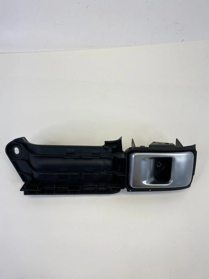 2003-2005 RANGE ROVER REAR LEFT DRIVER INSIDE INTERIOR DOOR HANDLE OEM 7026621