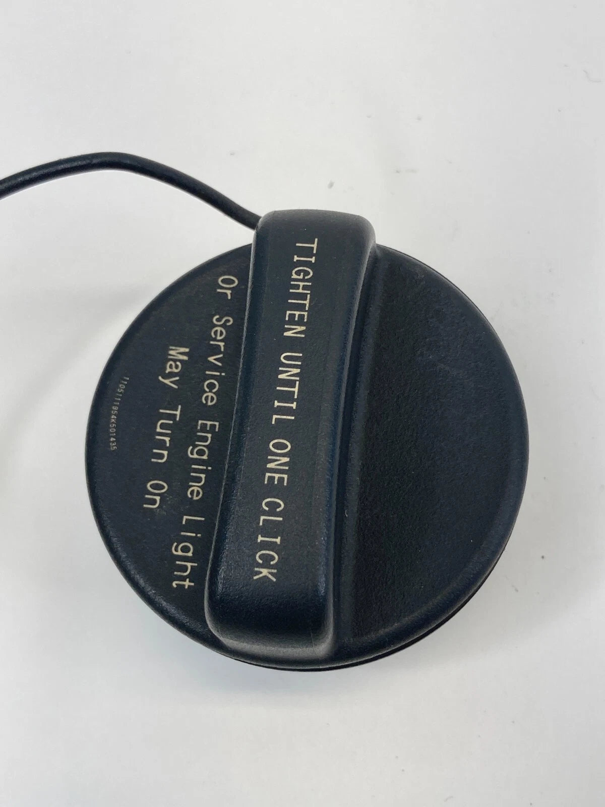 2011-2016 BUICK LACROSSE 2011-2017 BUICK REGAL FUEL TANK FILLER CAP OEM