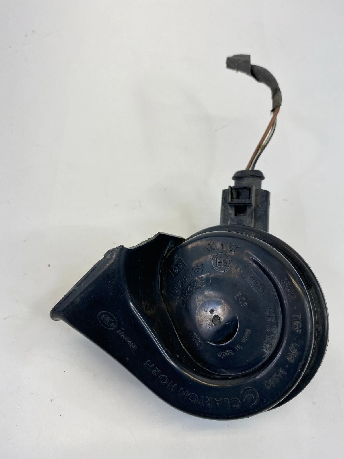 2012-2019 PASSAT SEDAN LOW NOTE TONE SIGNAL HORN & BRACKET CH2143 E9024148
