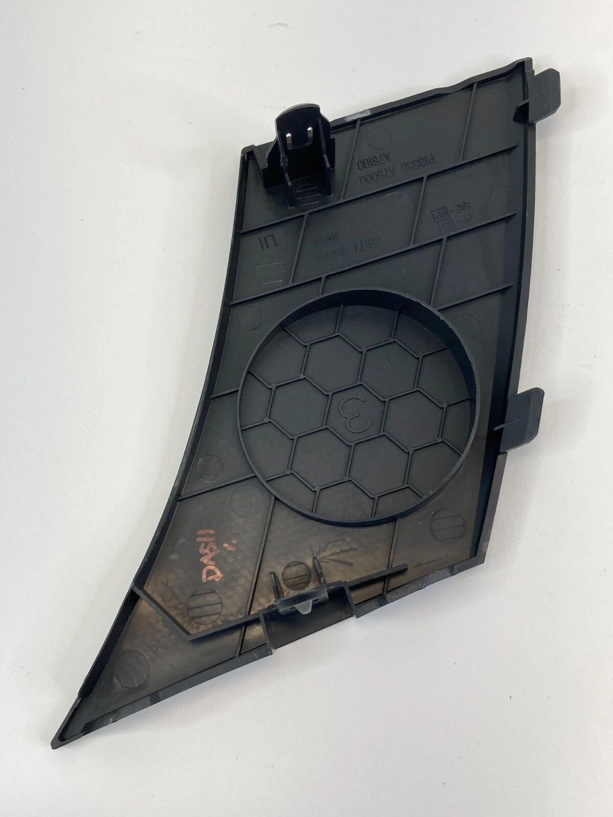 08-13 NISSAN ROGUE DASH LEFT DRIVER SIDE SPEAKER COVER GRILLE 28177-JM00A OEM
