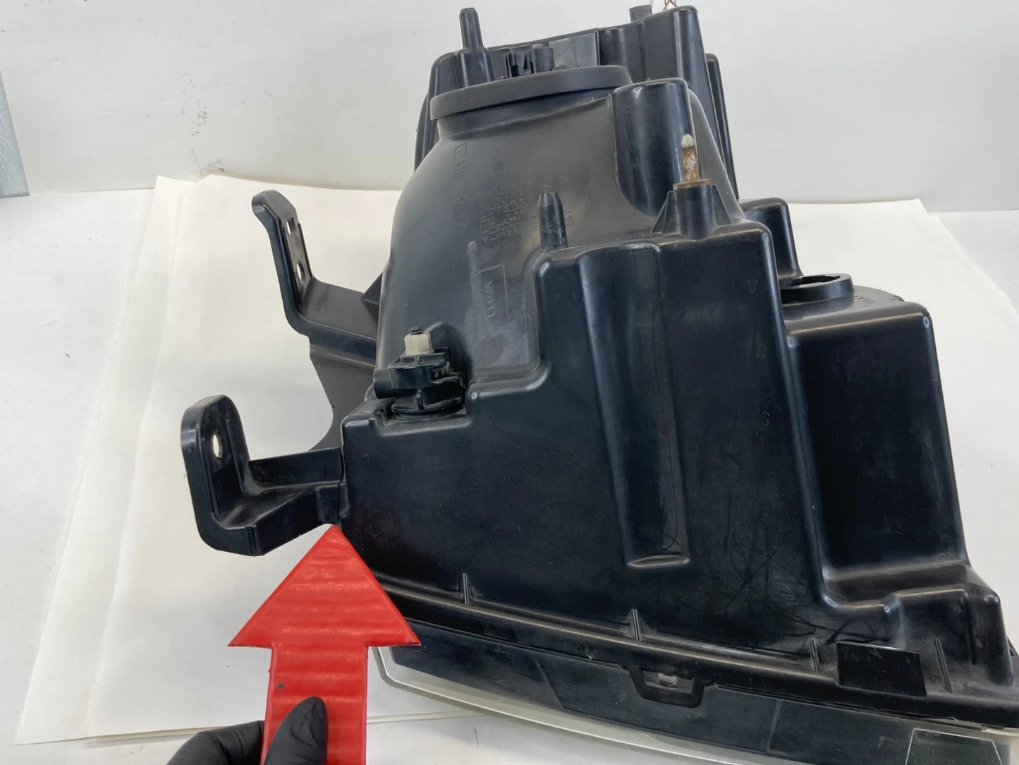 2013-2019 CADILLAC ATS FRONT RIGHT HEADLIGHT HEADLAMP HALOGEN 23180170