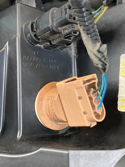 16-19 FORD EXPLORER INTERCEPTOR UTILITY FRONT LEFT HEADLIGHT LAMP LED JB53-13005