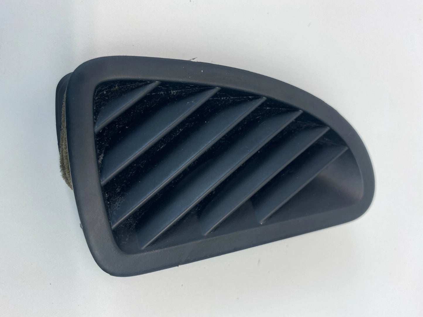 2006-2010 KIA OPTIMA DASH FRONT RIGHT PASSENGER SIDE DEFROST AIR VENT GRILLE OEM