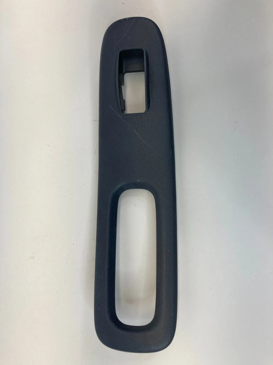 98-02 HONDA ACCORD SEDAN REAR RIGHT WINDOW SWITCH COVER BEZEL 83711-S84A-A110