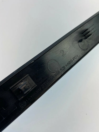 2006-2010 VOLKSWAGEN JETTA DASH RIGHT GLOVE BOX MOLDING TRIM BEZEL 1K1858529 OEM