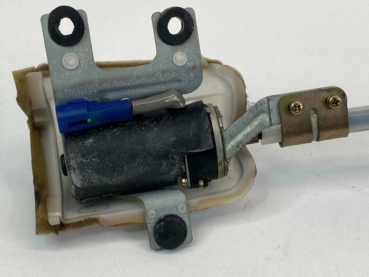 1993 1994 LEXUS LS400 FRONT LEFT SIDE SEAT BELT HEIGHT ADJUSTMENT MOTOR FR LH