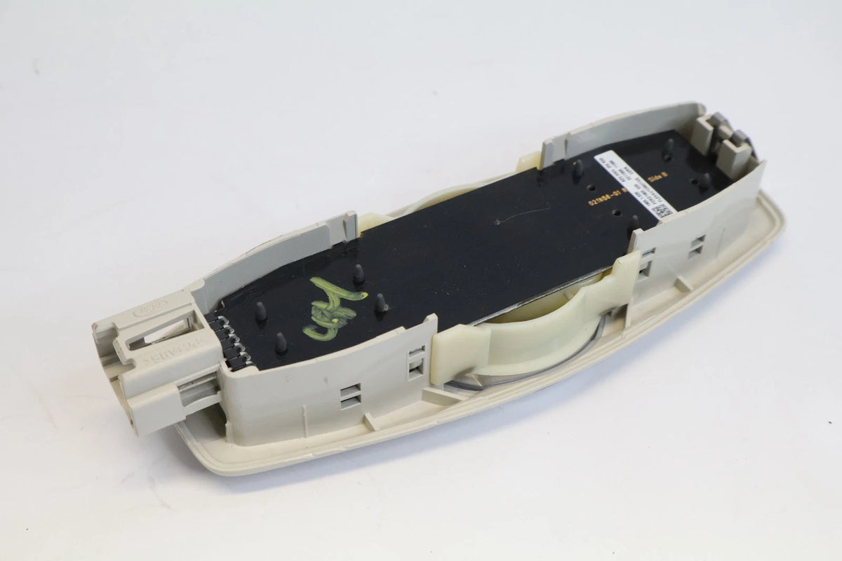 2012-2018 FORD FOCUS ROOF INTERIOR DOME MAP LIGHT READING LAMP AM51-13K767-AB
