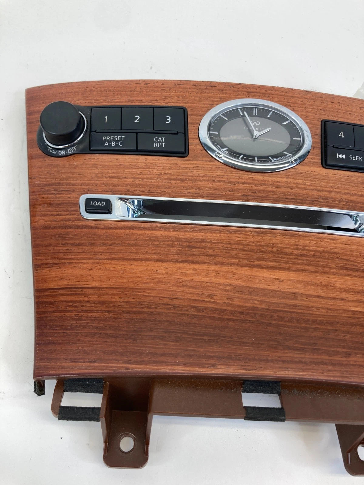 2006 2007 INFINITI M35 RADIO AUDIO CONTROL CENTER PANEL W/ CLOCK 68260-EH100 OEM