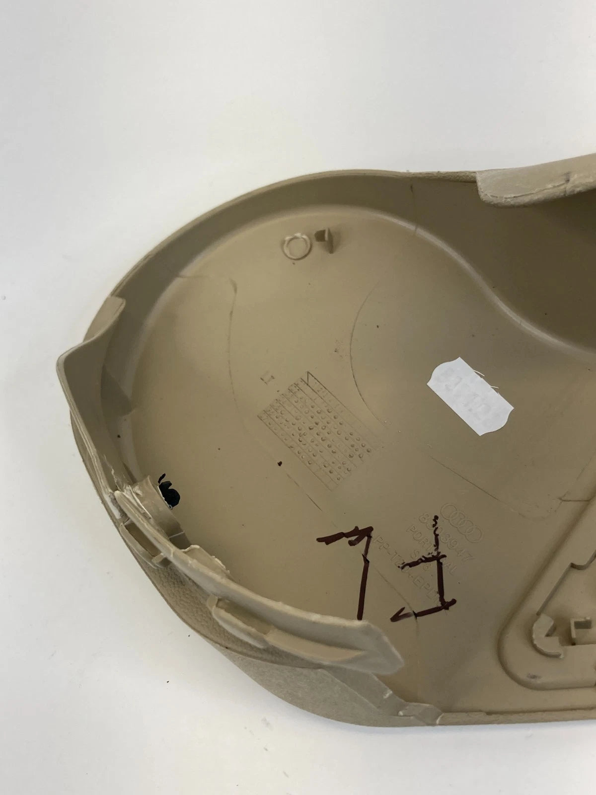 2005-2008 AUDI A4 QUATTRO FRONT LEFT SEAT LOWER SEAR BELT TRIM COVER PANEL OEM