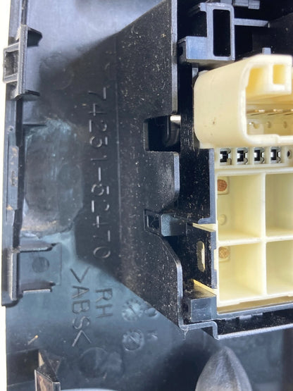 2008-2010 SCION XD FRONT RIGHT DOOR POWER WINDOW SWITCH W/BEZEL 74231-52470 OEM