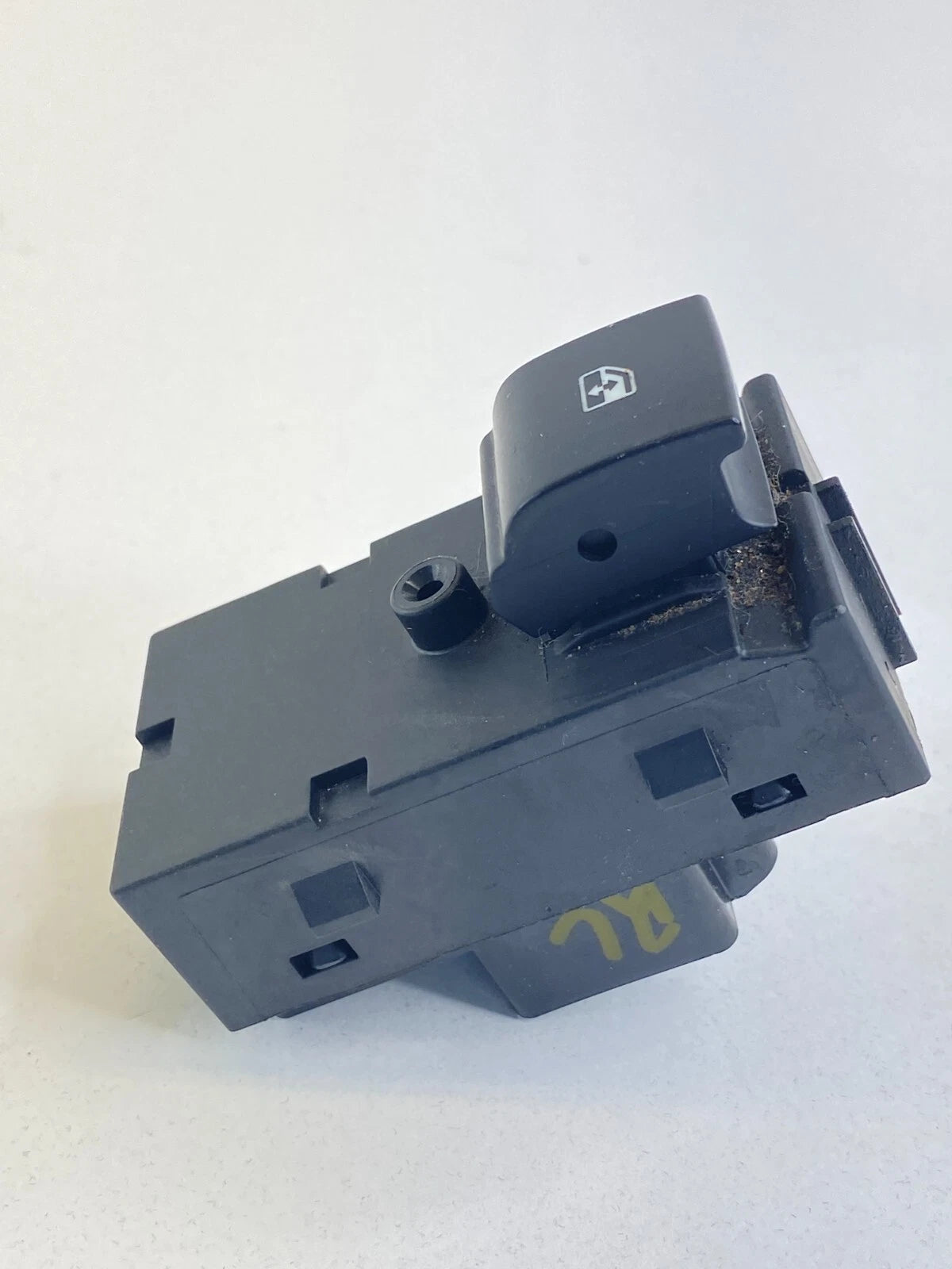 2011-2015 CHEVROLET CRUZE VOLT REAR LEFT SIDE DOOR POWER WINDOW SWITCH 20933566