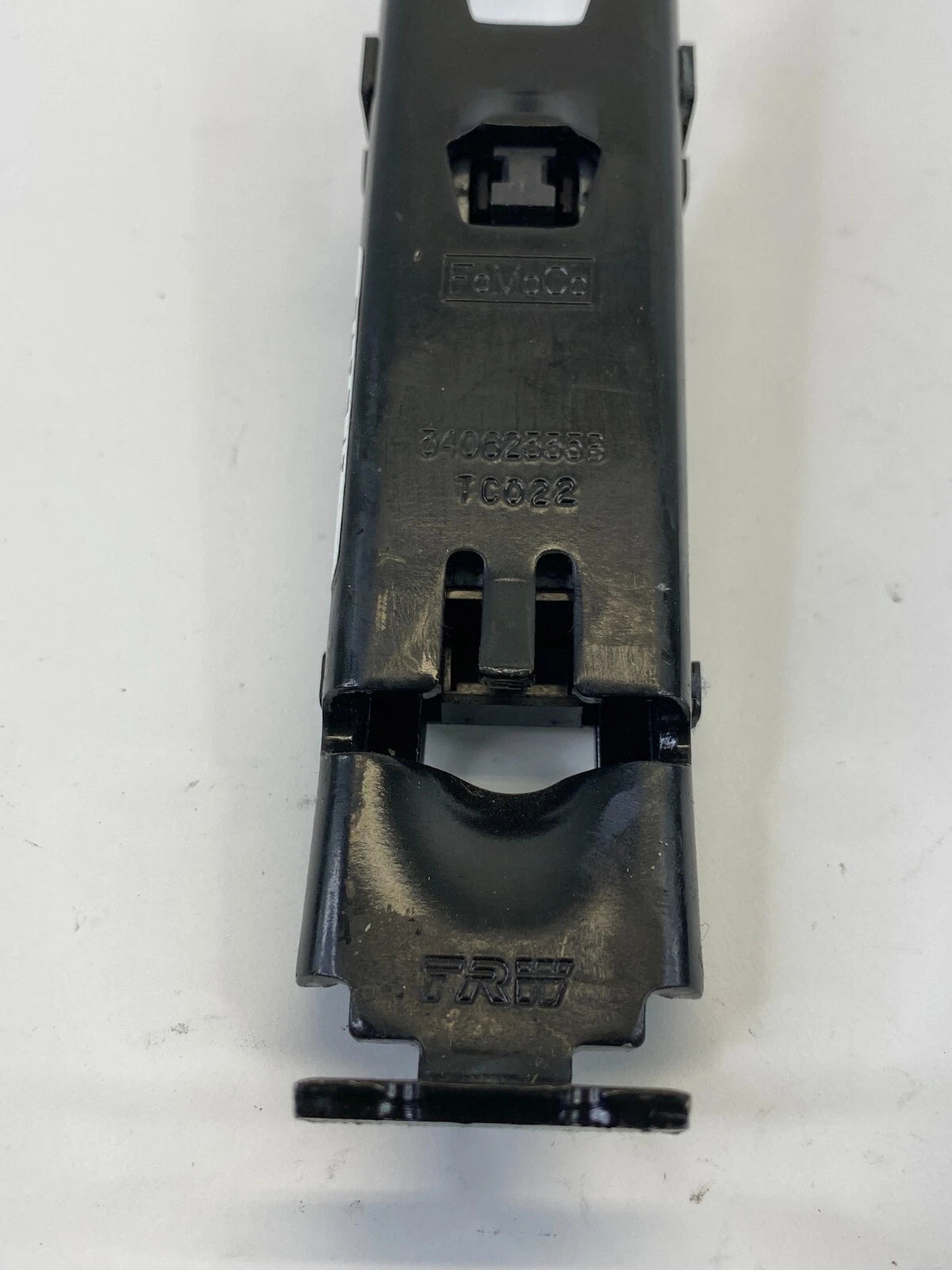 2011-2019 Ford Explorer Front Right Passenger Side Seat Belt Height Adjuster