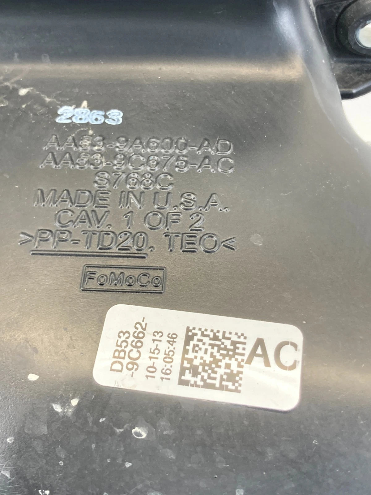 13-19 FORD POLICE INTERCEPTOR ENGINE AIR CLEANER INTAKE FILTER BOX DB53-9C662