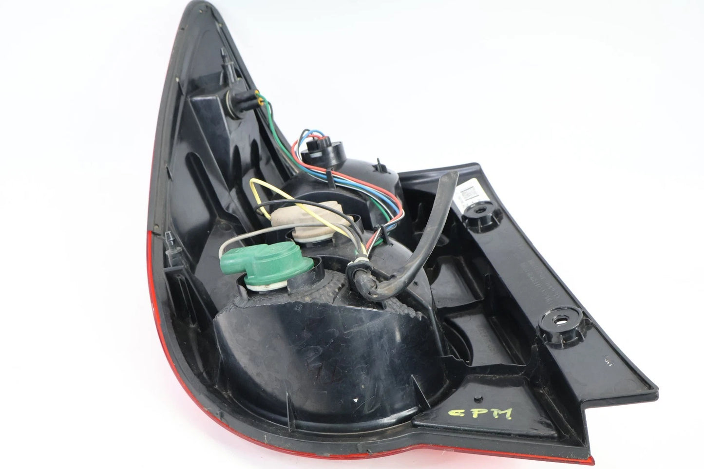 2012-2016 CHEVROLET SONIC SEDAN RIGHT PASSENGER SIDE TAIL LIGHT LAMP 96830982