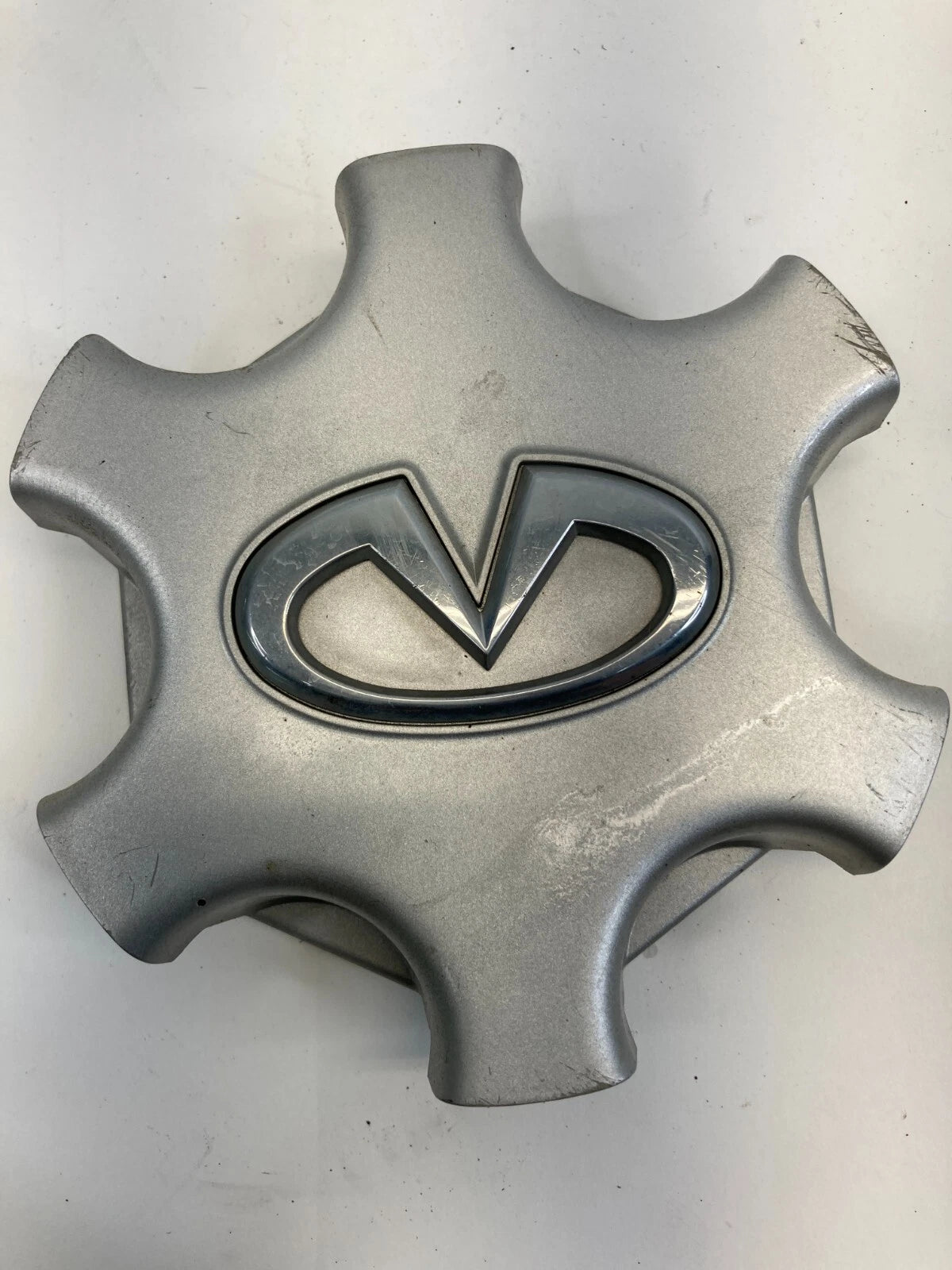 2001 2002 2003 INFINITI QX4 WHEEL RIM HUBCAP CENTER CAP HUB CAP 40342-3W700 OEM