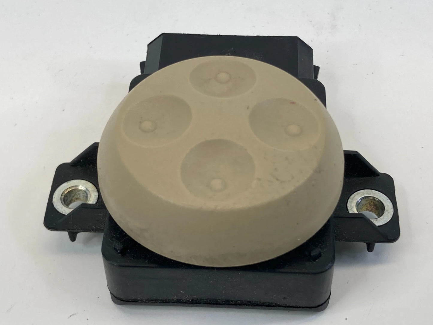 2005-2008 AUDI A4 QUATTRO DRIVER LEFT SIDE LUMBAR SUPPORT SWITCH 8E0959777B OEM