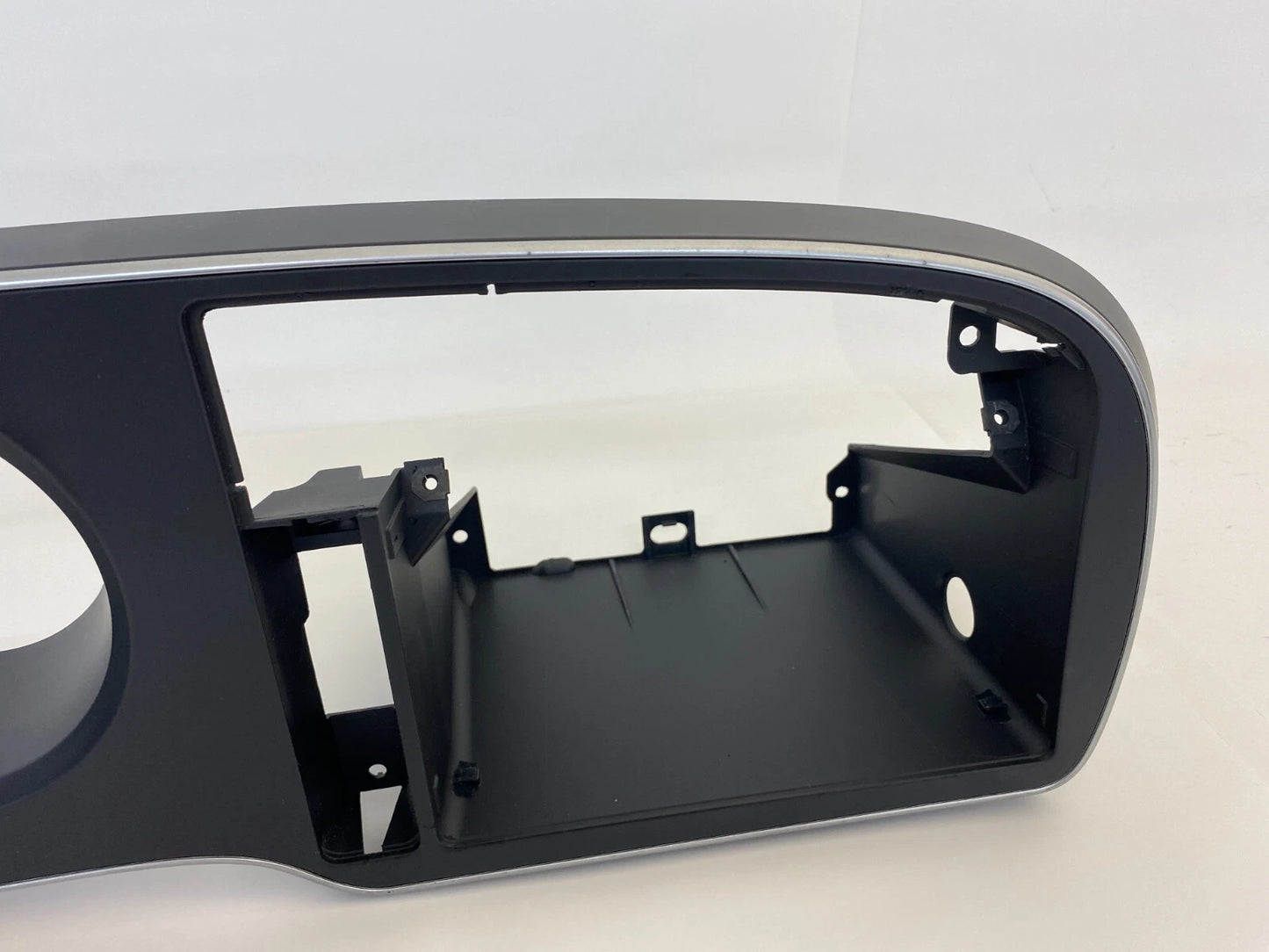 07-11 SAAB 9-3 SEDAN DASH INSTRUMENT CLUSTER SPEEDOMETER RADIO BEZEL 12764394