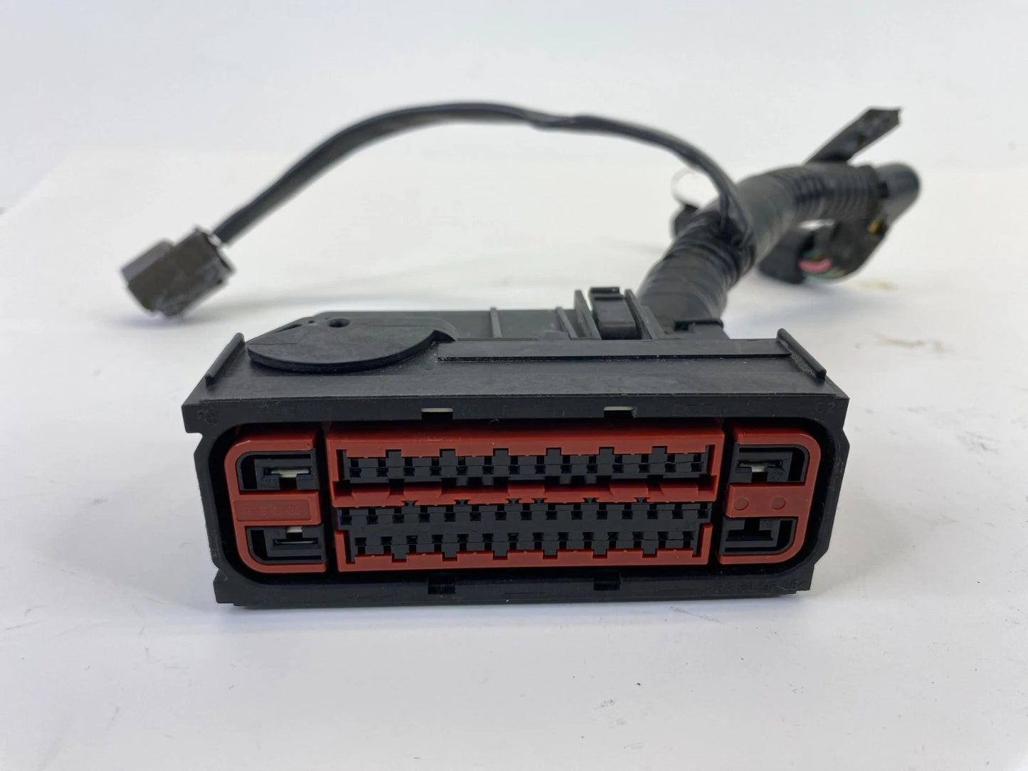 2010 2011 Mazda 3 2.0L FWD ABS Anti Lock Brake Pump Plug Connector OEM