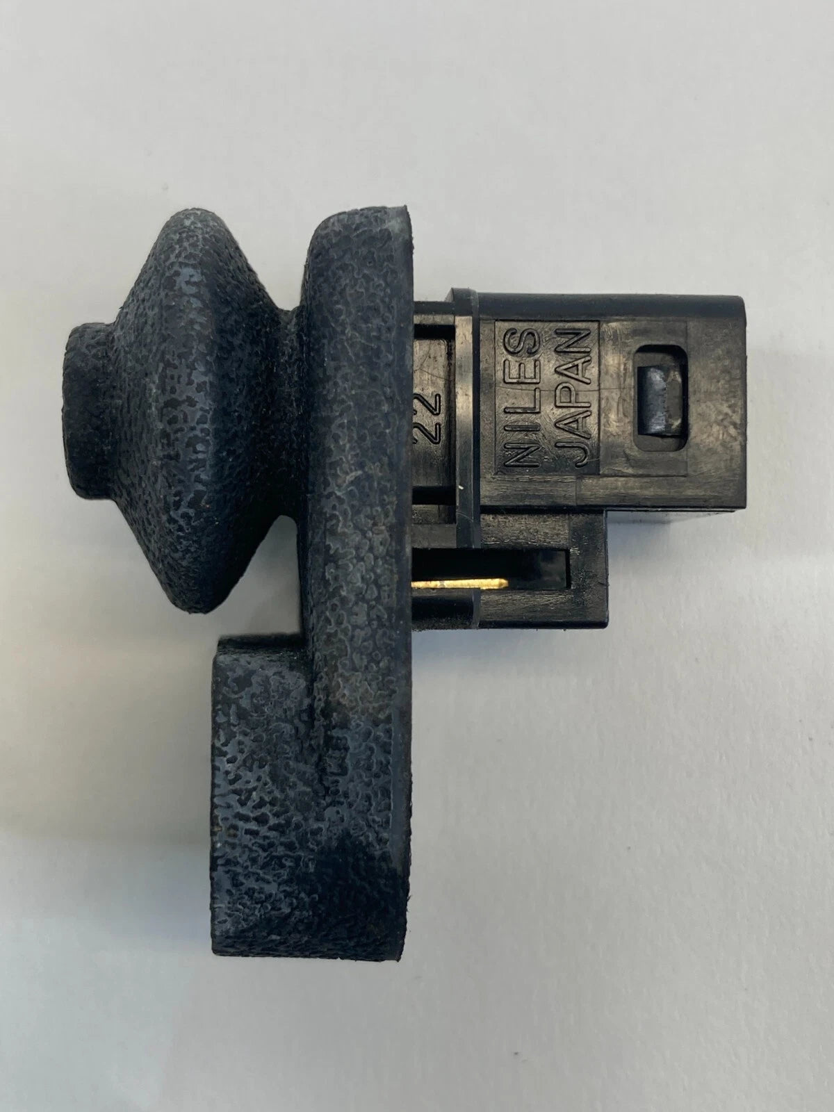 2002-2012 NISSAN ALTIMA SEDAN FRONT RIGHT SIDE DOOR JAMB AJAR SWITCH SENSOR OEM