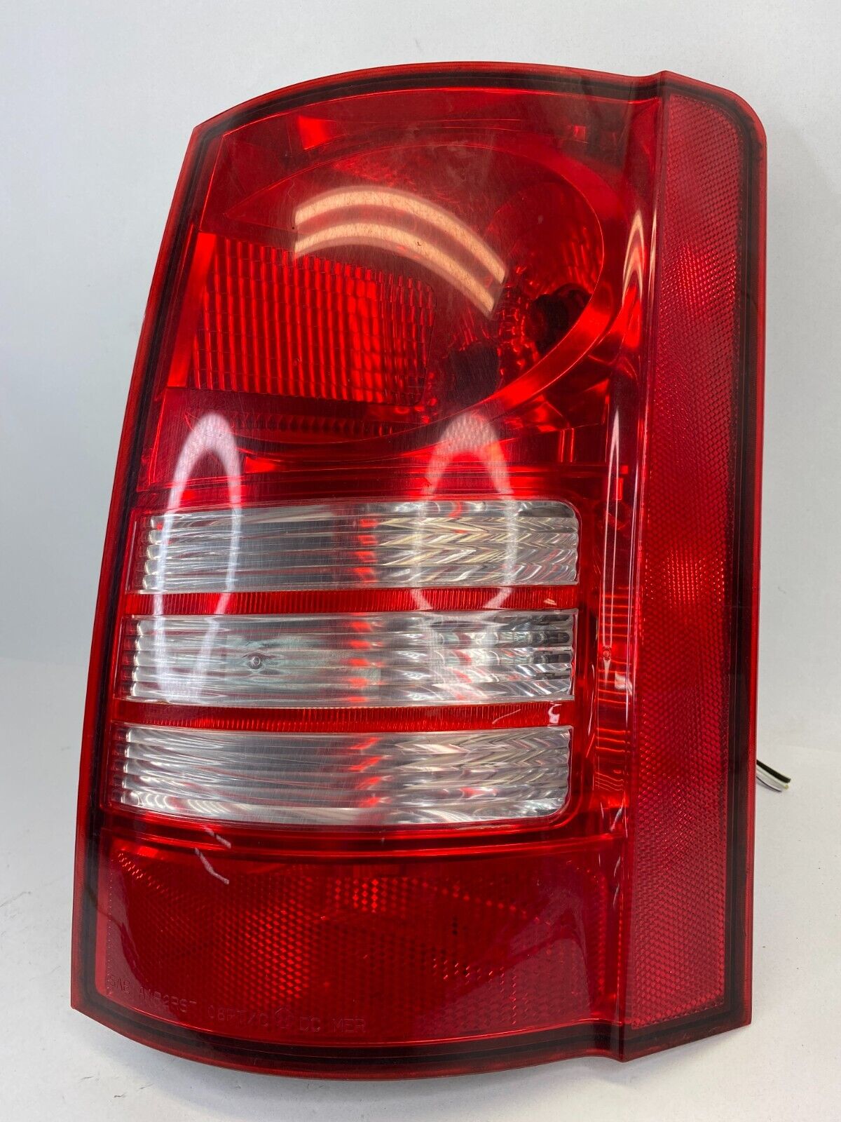 2008 2009 2010 Chrysler Town & Country Rear Right Passenger Tail Light Taillight