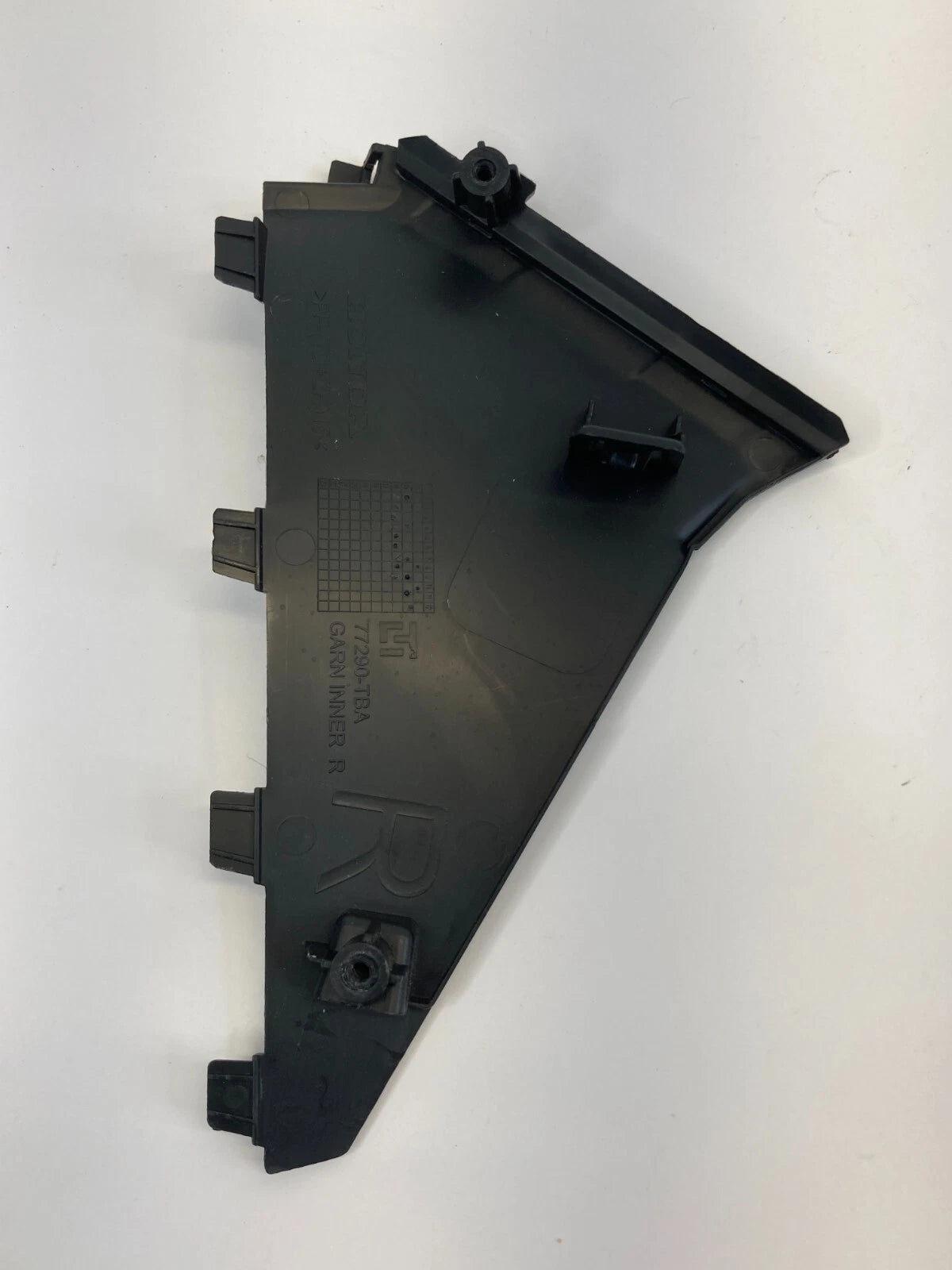 2016-2020 HONDA CIVIC RIGHT LOWER CENTER CONSOLE FORWARD INNER TRIM 77290-TBA