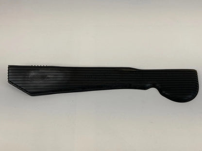 2012-2014 VOLKSWAGEN PASSAT FRONT LEFT SIDE STORAGE RUBBER INSERT MAT 561868133
