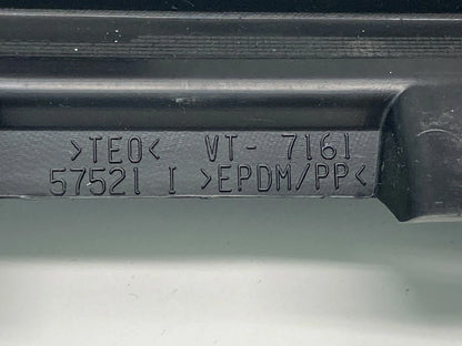 2006 2007 CHRYSLER PT CRUISER RIGHT PASSENGER SIDE DASH BEZEL TRIM PANEL COVER