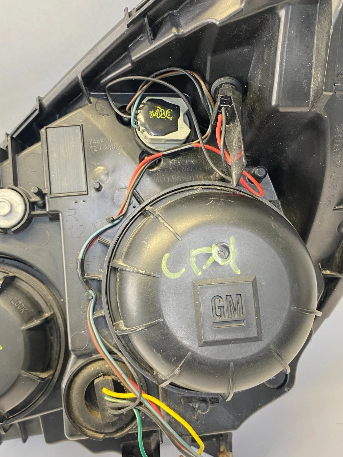 2016 2017 CHEVROLET EQUINOX FRONT RIGHT PASSENGER HEADLIGHT HEADLAMP HALOGEN