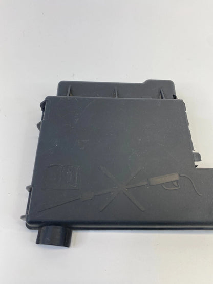 11-15 CHEVY CRUZE POSITIVE BATTERY TERMINAL FUSE BOX COVER PANEL TRIM 401154265