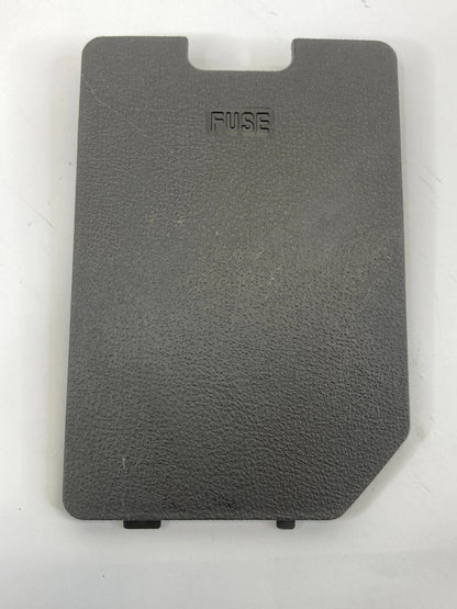 07-10 HYUNDAI ELANTRA SEDAN INTERIOR DASH FUSE BOX COVER TRIM PANEL 84716-2H600