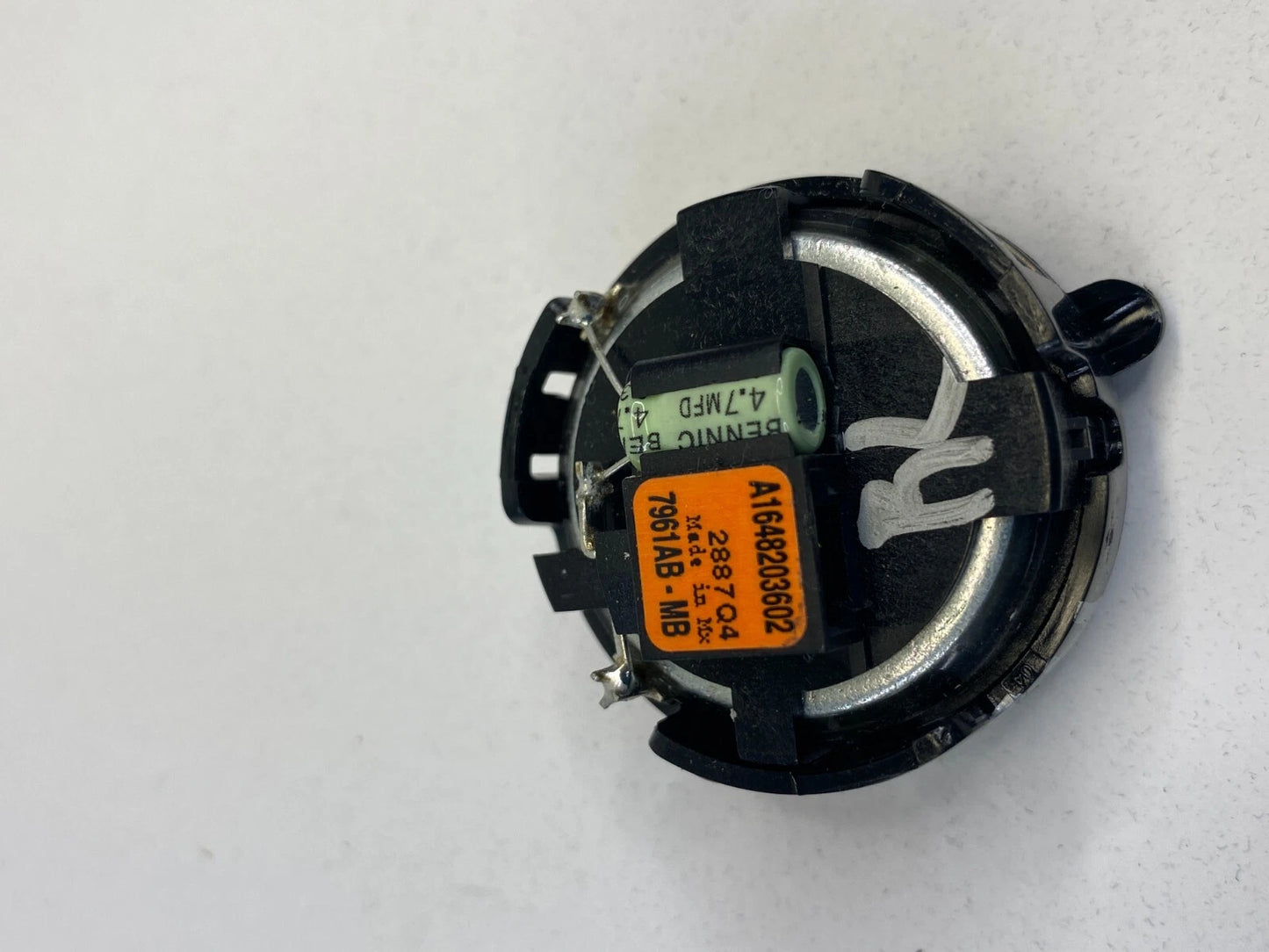 06-12 MERCEDES-BENZ R350 REAR LEFT SIDE DOOR TWEETER SPEAKER A1648203602 OEM