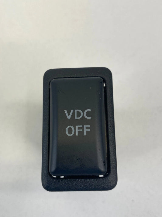 2003 2004 INFINITI G35N COUPE 3.5L V6 VEHICLE DYNAMICS CONTROL TRACTION SWITCH