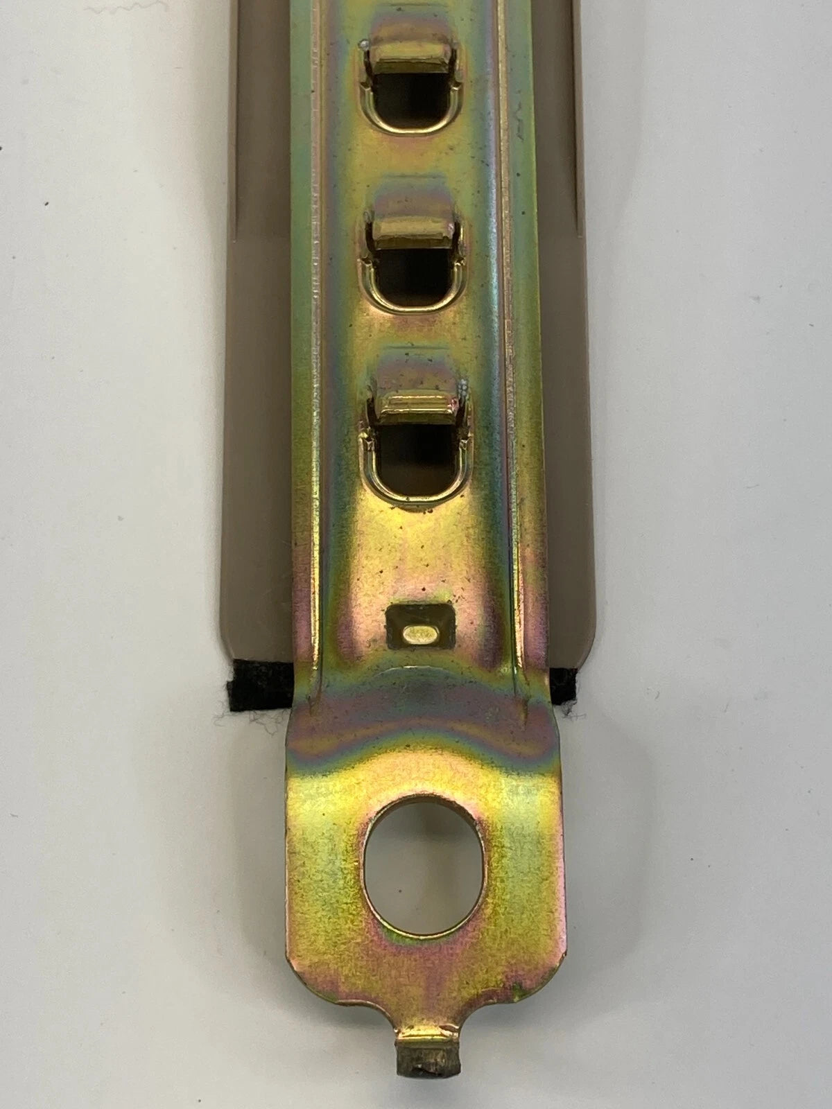2000 2001 MAZDA MPV FRONT LEFT DRIVER SIDE SEAT BELT HEIGHT ADJUSTER OEM