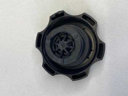 2012 2013 CHEVROLET IMPALA RADIATOR COOLANT EXPANSION OVERFLOW RESERVOIR CAP LID