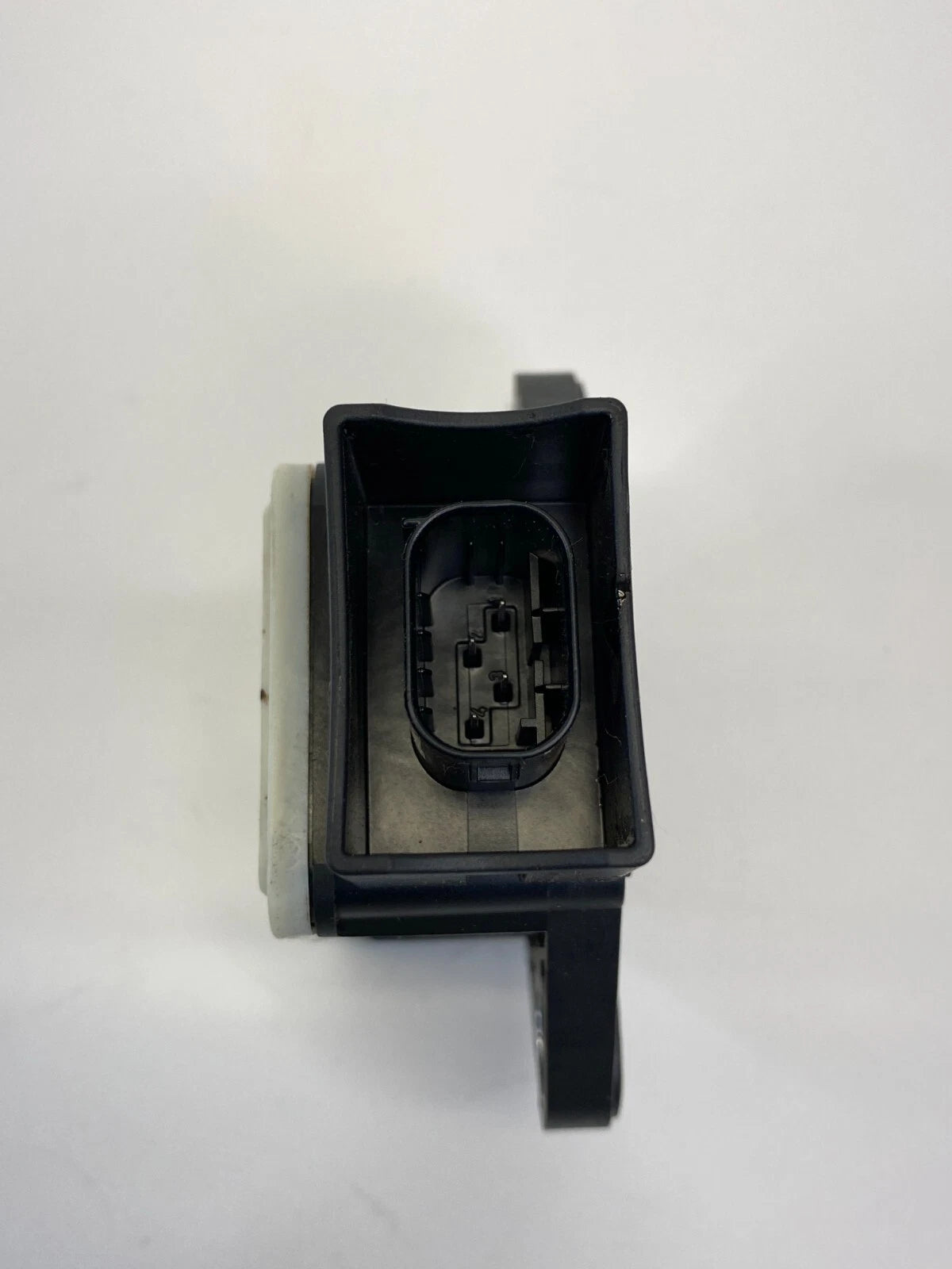 2008-2014 HYUNDAI SONATA 2.4L SUSPENSION YAW RATE SENSOR MODULE UNIT 95690-3K500