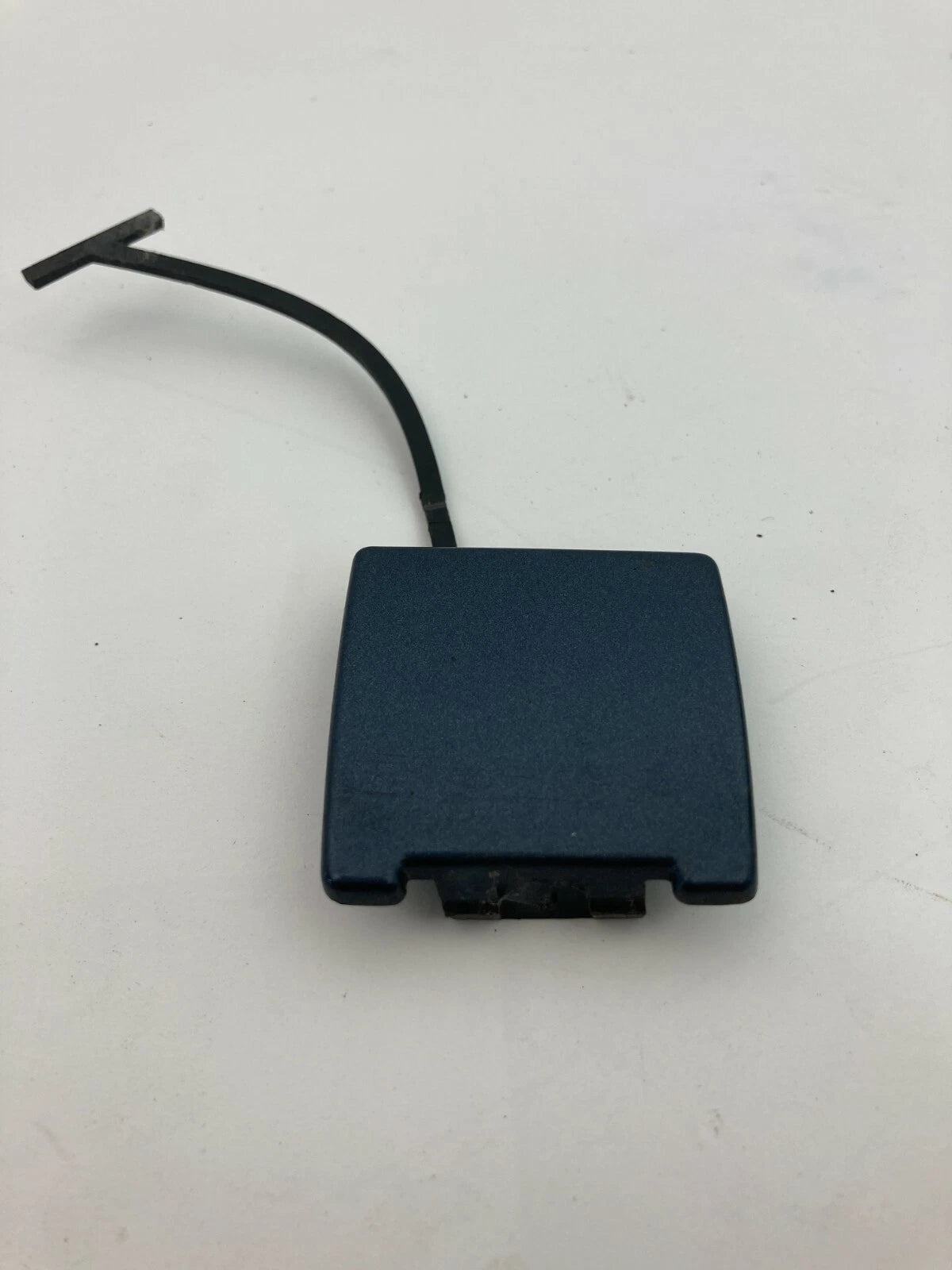 2004-2007 VOLVO S40 SEDAN REAR BUMPER TOW HOOK EYE CAP COVER TRIM 30678001 OEM