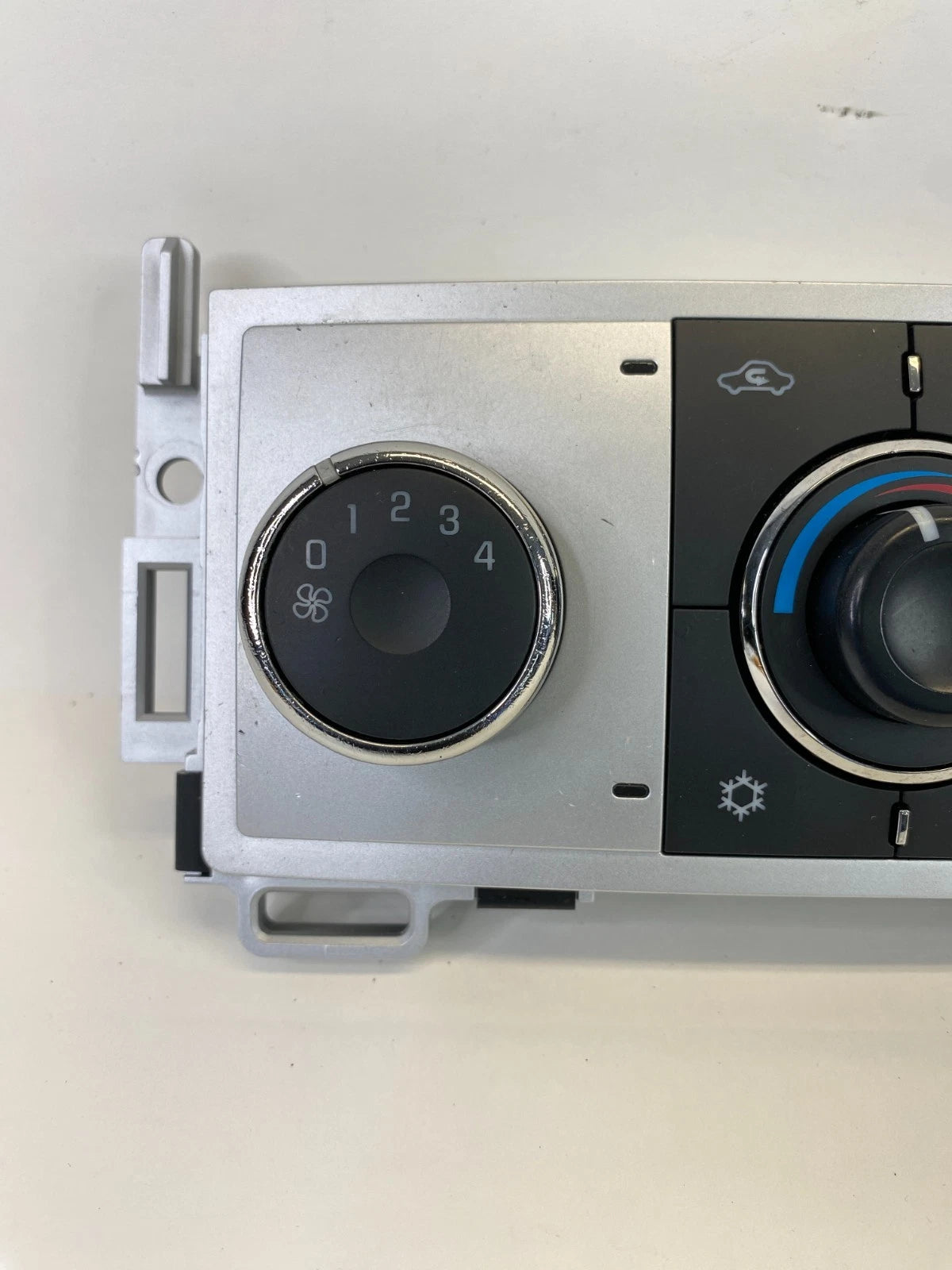 2008-2012 CHEVROLET MALIBU AC HEATER TEMPERATURE SWITCH CLIMATE CONTROL 20923130