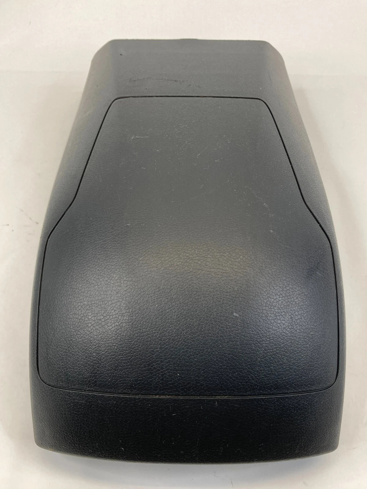 2011-2014 HYUNDAI SONATA REAR CENTER FLOOR CONSOLE COVER 84680-3S000 OEM