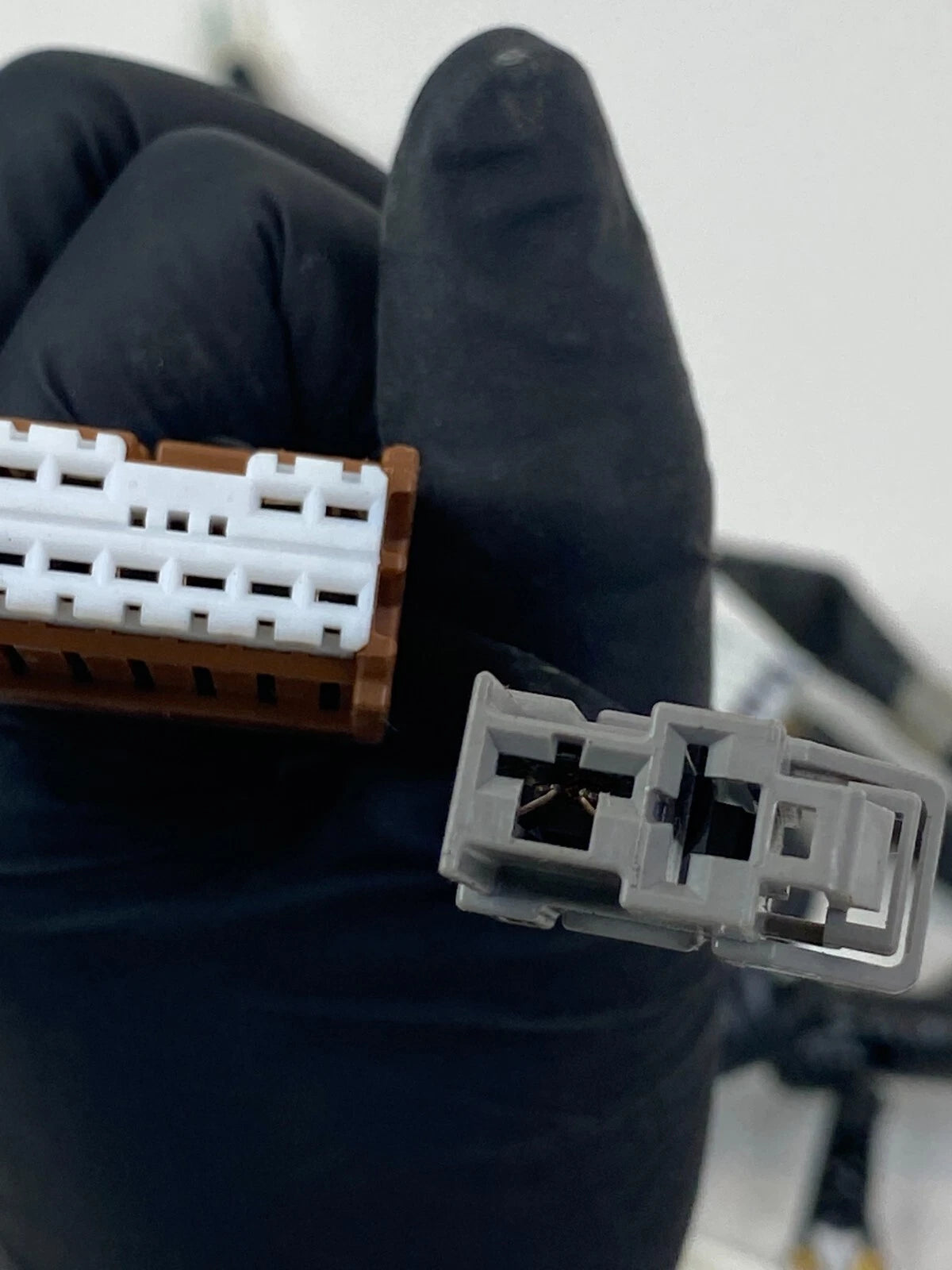 2009-2013 NISSAN ROGUE REAR TAILGATE WIRE WIRING HARNESS 24052-1VK0A OEM