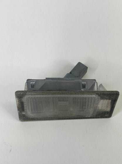 11-16 HYUNDAI ELANTRA REAR TRUNK LEFT LICENSE PLATE LIGHT LAMP 92501-1M4 OEM