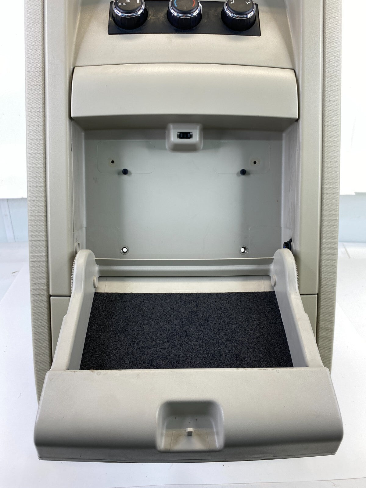 08-16 Chrysler Town & Country Rear Roof Overhead Dual Console w/ Climate Control